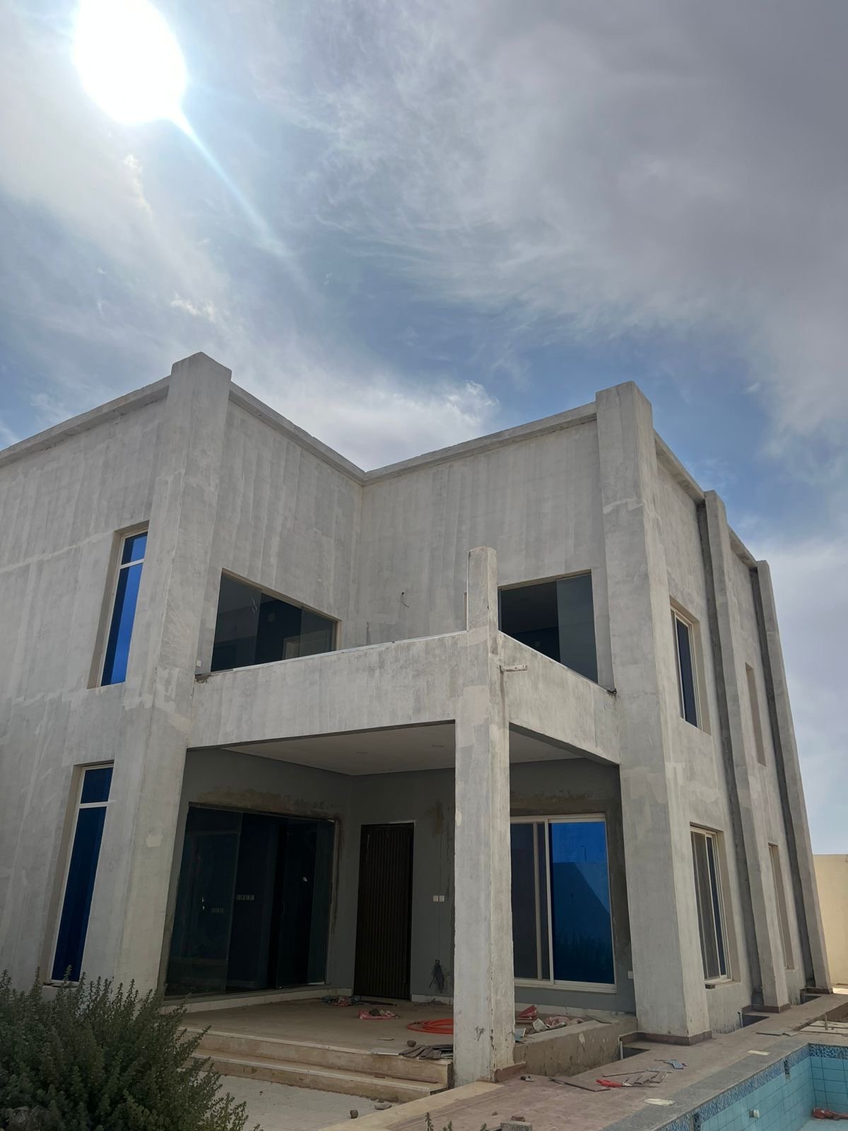 عقار 18