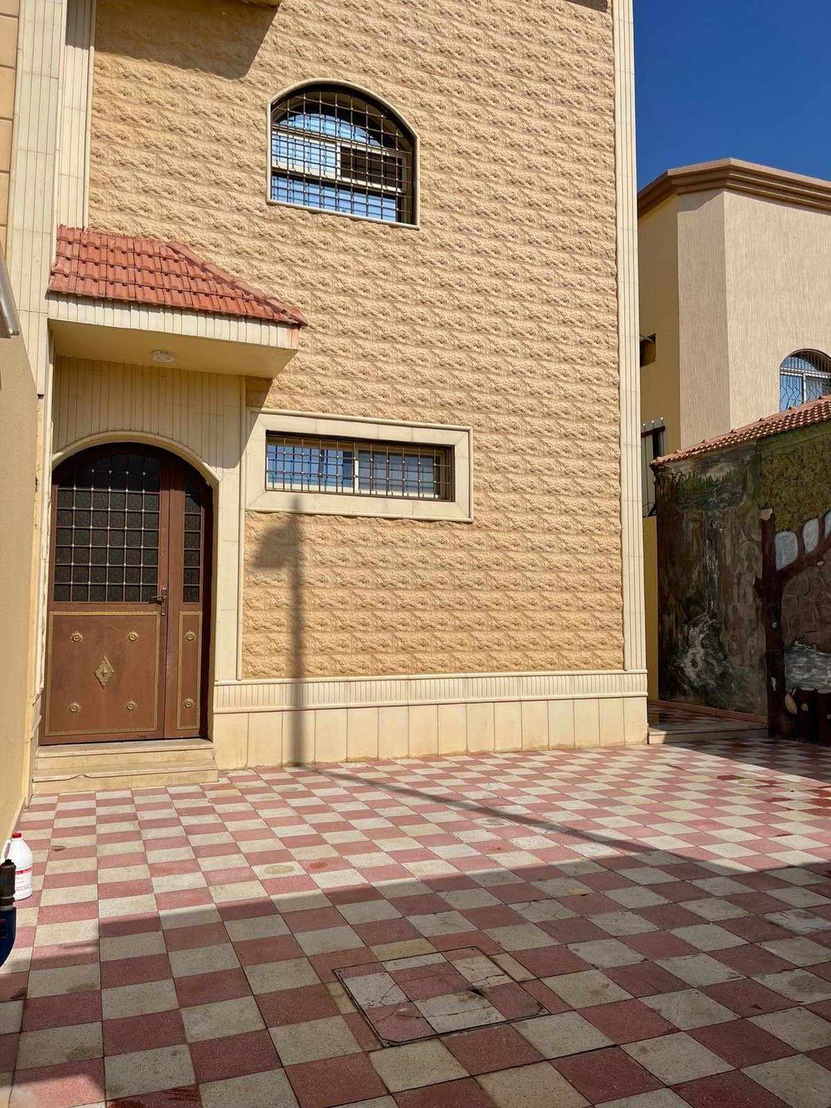 عقار 29