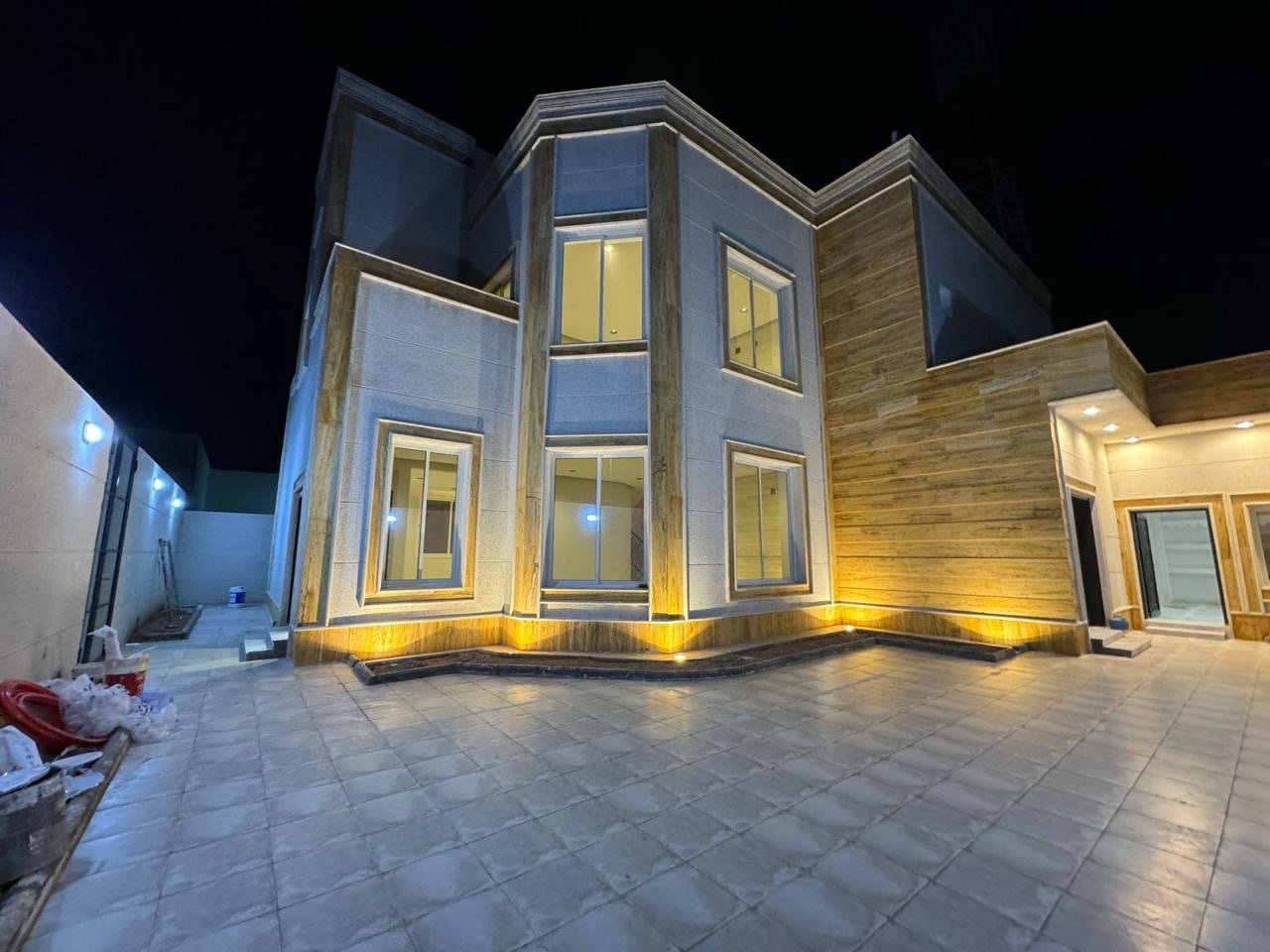 عقار 25